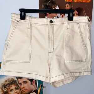 NWOT Utility Universal Thread Shorts !!